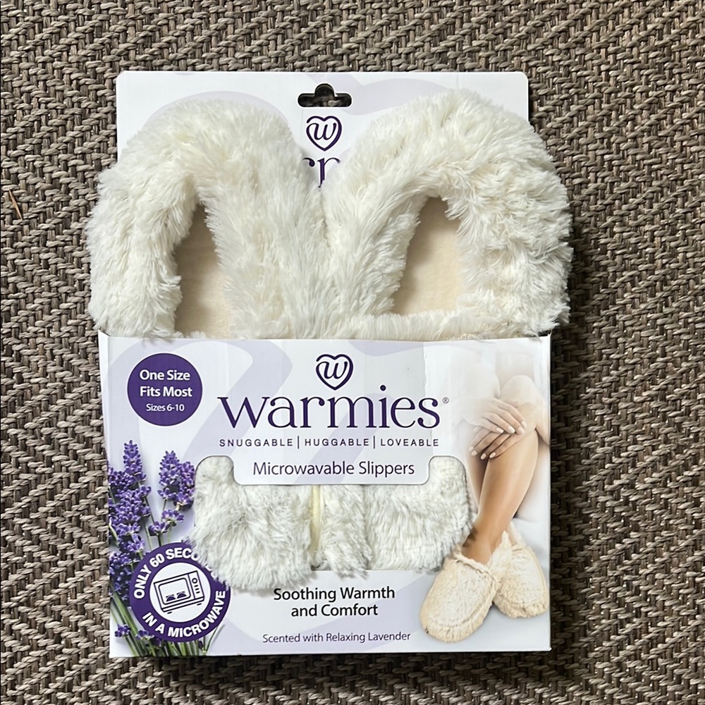 Warmies NWT- Cream Microwavable Slippers
